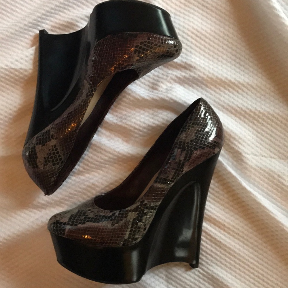 By Halston Platforms